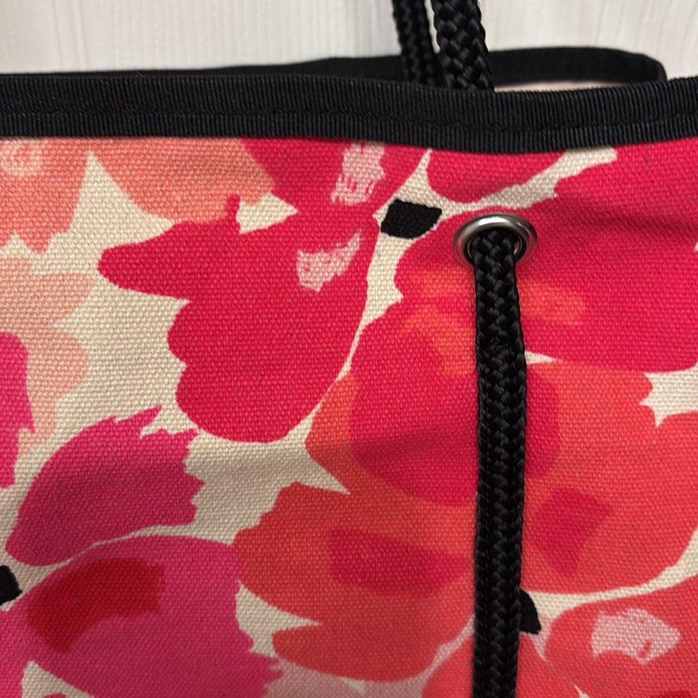 Avon floral tote and pouch - Picture 6 of 10